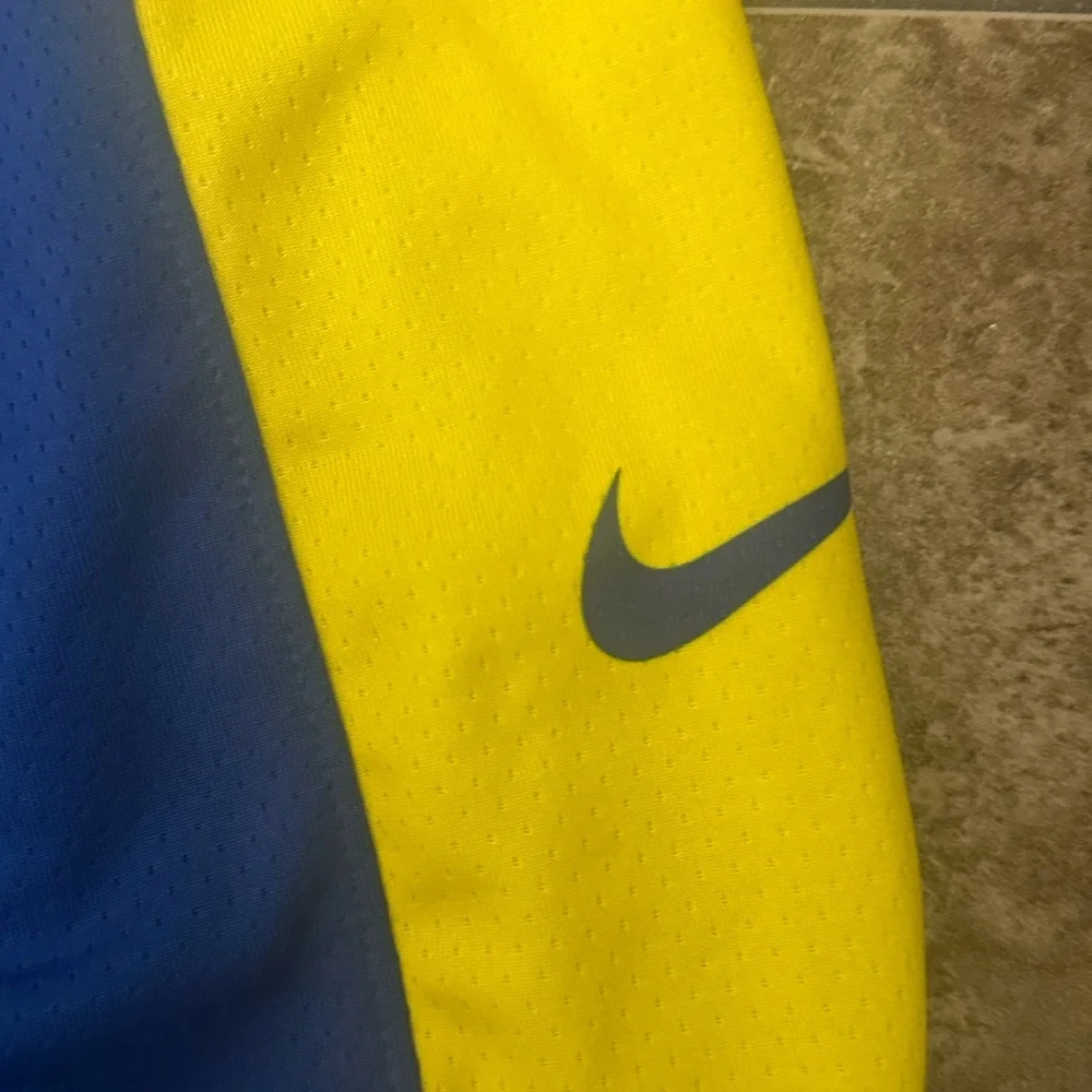 Nike shorts capitanes jersey